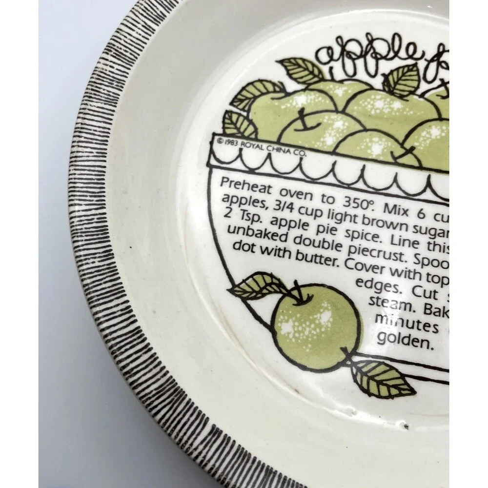 Vintage 1983 Royal China Country Harvest Apple Pie Recipe Baking Pie Plate USA